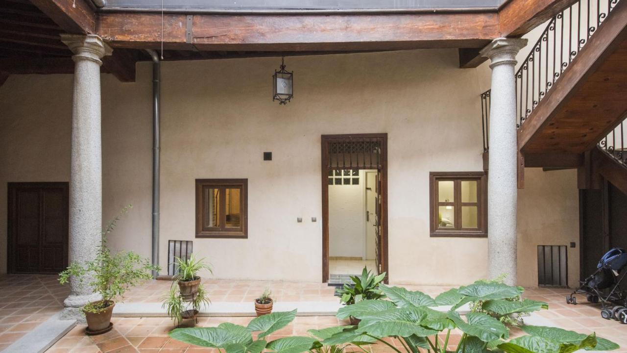 El Patio Del Arrayan - Apartamentos Aloha Toledo Eksteriør bilde